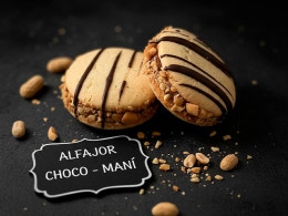 Caja de 12 alfajores de diferentes sabores en Santa Úrsula