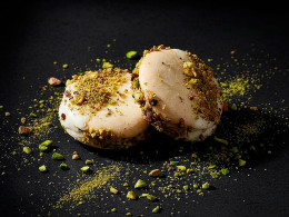 Caja de 12 alfajores de diferentes sabores en Santa Úrsula