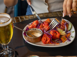 Menú de Comida India frente al mar para 2 en Bombay Babu Santa Cruz