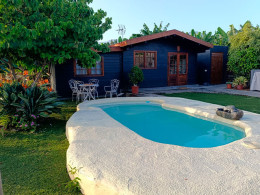 Estancia entre plataneras: 2 noches para 2 en cabaña con piscina privada