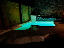 Estancia entre plataneras: 2 noches para 2 en cabaña con piscina privada