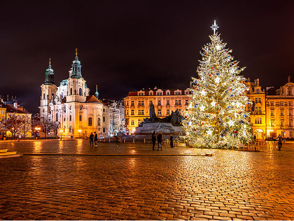PRAGA: 3 noches NOVIEMBRE - DICIEMBRE con vuelo + hotel + mercadillos navideños