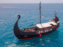 Paseo en barco vikingo