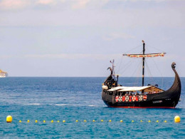 Paseo en barco vikingo