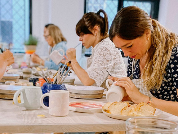 Taller de pintura y esmalte de cerámica en Santa Cruz