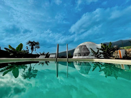 Estancia en domo para 2 con vistas al mar y desayuno 