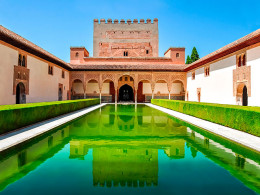 GRANADA: 4 noches NOVIEMBRE con vuelo + hotel + entrada a La Alhambra