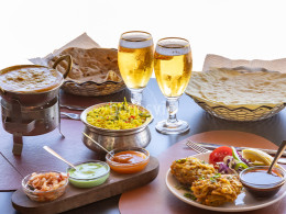 Menú de comida India frente al mar para 2 en Bombay Babu La Tejita 