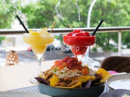 Antojitos Cocina - Santa Cruz