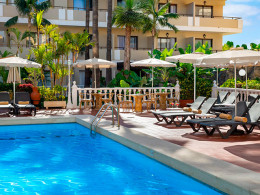 Estancia para 2 con desayuno buffet + late check out + sauna privada