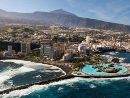 Estancia para 2 con desayuno buffet + late check out + sauna privada