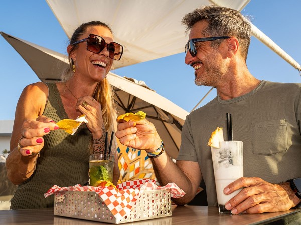Just Lío Palapa Beach Club - Playa de las Américas