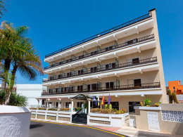 Estancia para 2 con desayuno buffet + late check out + sauna privada